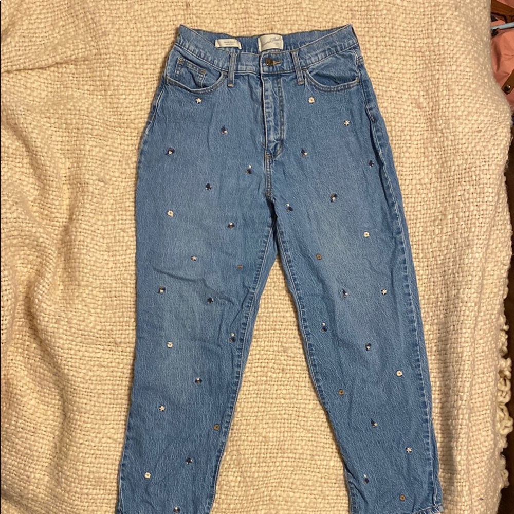 Universal Thread Blue Straight Leg Jeans